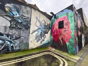 Urban Adventurer - What to do in London - Graffiti walls Camden