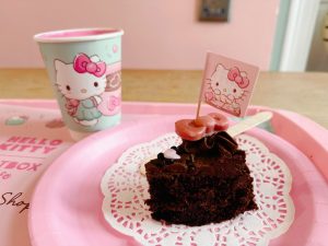 Themed Coffee and Cake at Hello Kitty Cafe - Somerset House