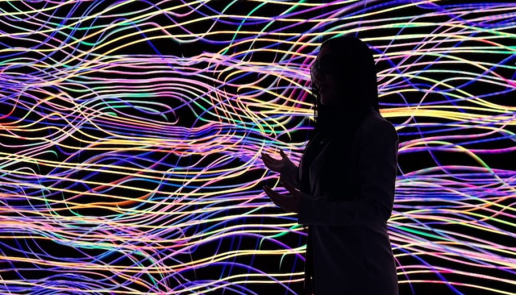 Transform Your Heartbeat Into Digital Art – New Immersive Installation at MOCO Museum London Transform Your Heartbeat Into Digital Art – New Immersive Installation at MOCO Museum London