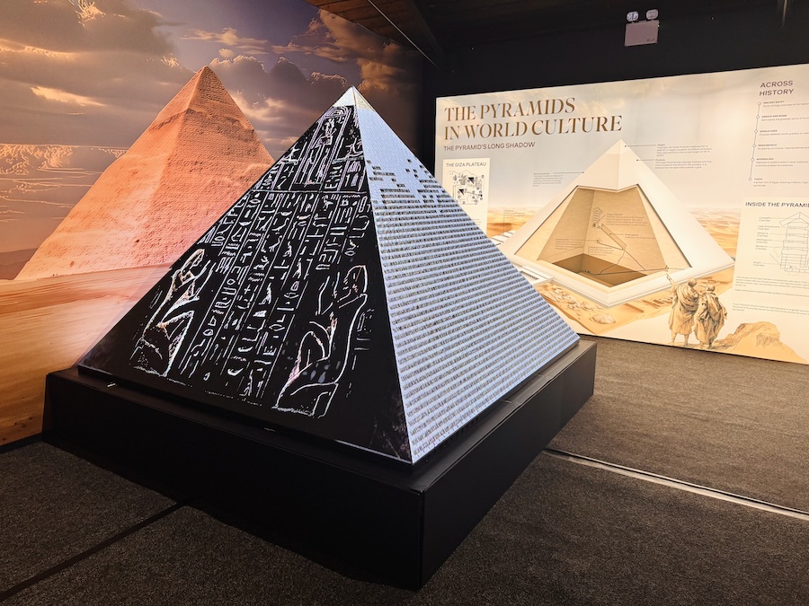 The 7 Wonders of the World- Immersive Experience The 7 Wonders of the World- Immersive Experience