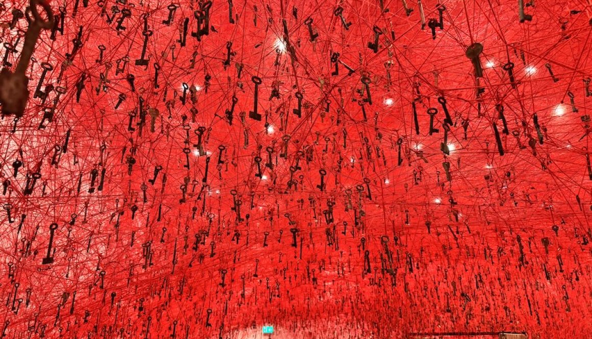 Chiharu Shiota- Threads of Life – Making Invisible Human Connections Visible Chiharu Shiota- Threads of Life – Making Invisible Human Connections Visible