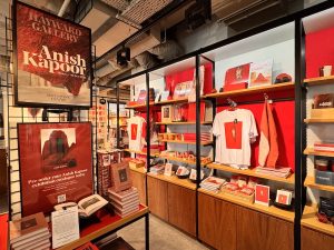 Anish Kapoor Merch at the Hayward Gallery London