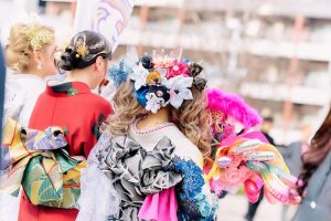 Young people celebrating Coming-Of-Age Day in Kitakyushu 1 © Nakamura Kenta